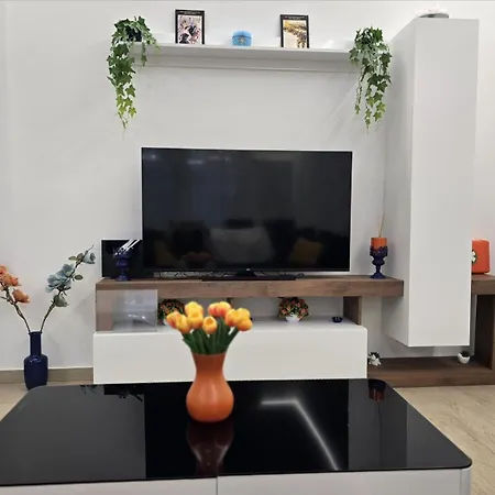 Amelia, Liguria Apartment